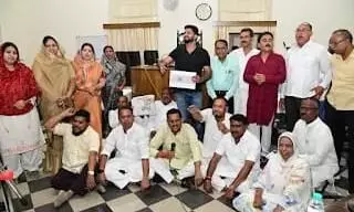 नगर निगम परिसर स्थित पं. भवानी प्रसाद तिवारी सभा कक्ष में साधारण सम्मिलन की हुई बैठक नगर निगम परिसर स्थित पं. भवानी प्रसाद तिवारी सभा कक्ष में साधारण सम्मिलन की हुई बैठक