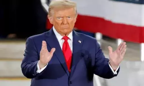 वित्त मंत्री बेसेंट ने कहा आखिरकार हम साथ आएँगे, विपक्षी डेमोक्रेटिक पार्टी ने की ट्रंप प्रशासन की आलोचना