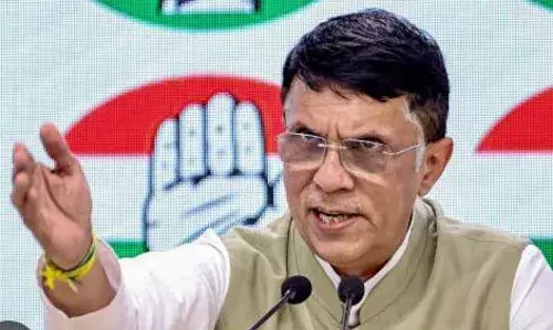 कांग्रेस की पीसी, पीएम मोदी पर साधा निशाना,बिहार को मजदूर रेल और गुजरात को कारखाना