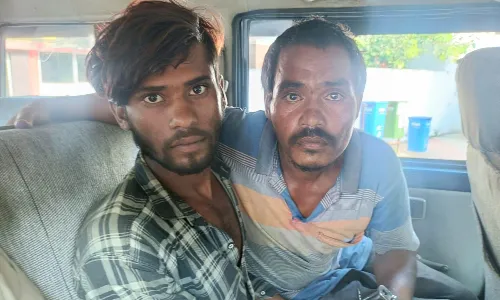 जैतवारा थाना अंतर्गत जानलेवा हमले पर पिता-पुत्र को भेजा जेल जैतवारा थाना अंतर्गत जानलेवा हमले पर पिता-पुत्र को भेजा जेल