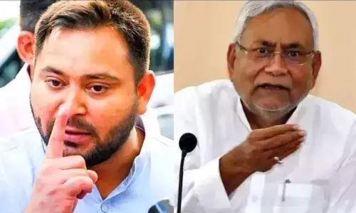 बिहार की जनता इनकी चाल और चरित्र को... तेजस्वी यादव ने नीतीश कुमार को लेकर कसा तंज बिहार की जनता इनकी चाल और चरित्र को... तेजस्वी यादव ने नीतीश कुमार को लेकर कसा तंज