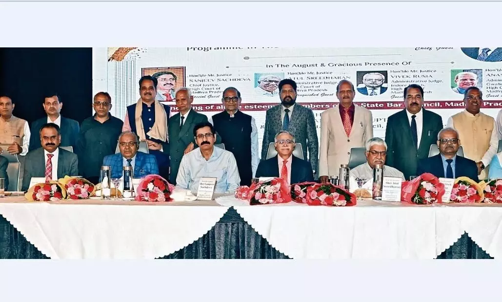 न्यायदान की प्रक्रिया में मानवीय मूल्यों का ध्यान रखना जरूरी न्यायदान की प्रक्रिया में मानवीय मूल्यों का ध्यान रखना जरूरी