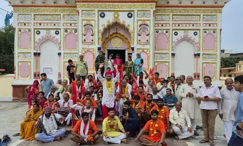 पन्ना से निकली भक्ति पदयात्रा, चित्रकूट कामतानाथ धाम के लिए हुए रवाना पन्ना से निकली भक्ति पदयात्रा, चित्रकूट कामतानाथ धाम के लिए हुए रवाना