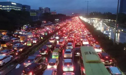 दिल्ली-जयपुर हाईवे पर लगा 20 किमी का लंबा जाम, प्रशासन ने भारी बारिश को लेकर जारी की एडवाइजरी