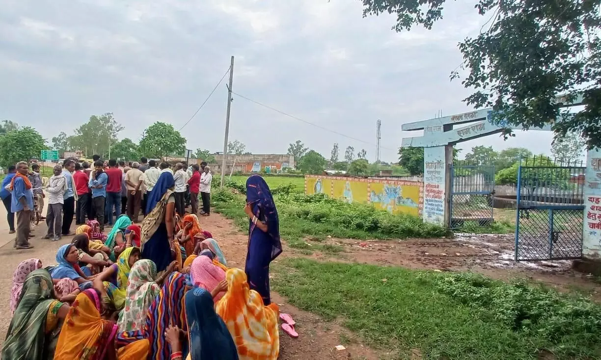 महिला की संदिग्ध परिस्थितियों में मौत, मायके पक्ष ने लगाए हत्या के आरोप महिला की संदिग्ध परिस्थितियों में मौत, मायके पक्ष ने लगाए हत्या के आरोप