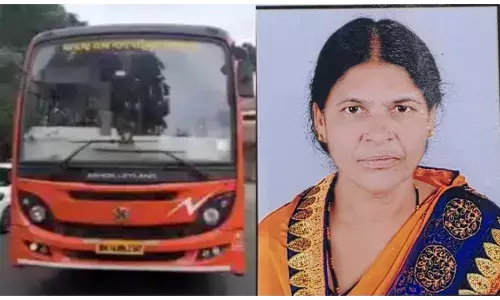 बस के पहिये तले आकर महिला कर्मी की मौत, स्वामी रामानंद तीर्थ मेडिकल कॉलेज में करती थी काम बस के पहिये तले आकर महिला कर्मी की मौत, स्वामी रामानंद तीर्थ मेडिकल कॉलेज में करती थी काम