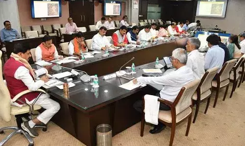 सिंहस्थ से जुड़े सभी निर्माण कार्य दिसम्बर 2027 तक अनिवार्यत: करें पूर्ण - मुख्यमंत्री डॉ. यादव