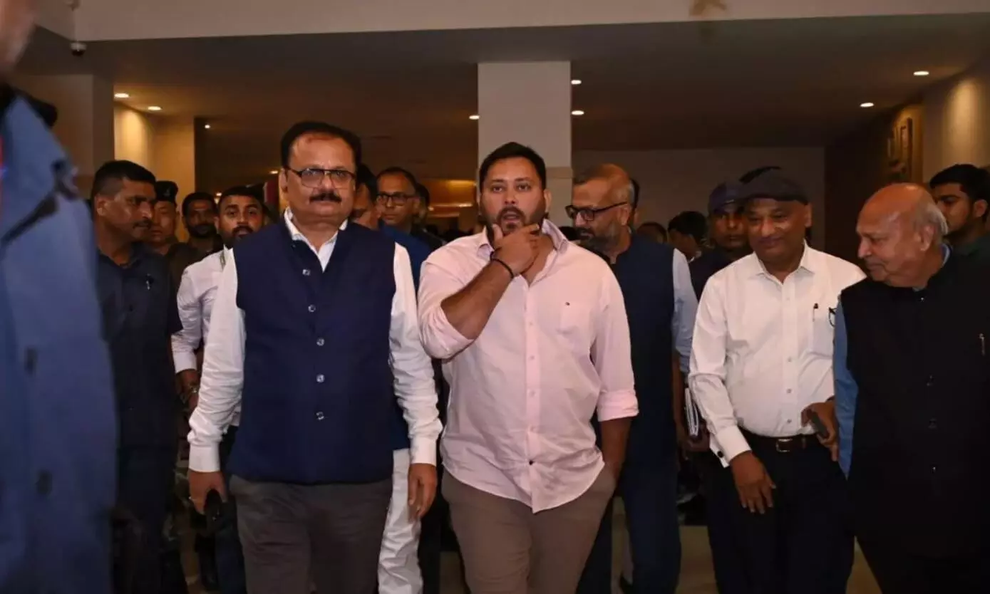 तेजस्वी यादव ने बुलाई पार्टी मीटिंग, चुनाव की तैयारियों को लेकर दिए ये निर्देश तेजस्वी यादव ने बुलाई पार्टी मीटिंग, चुनाव की तैयारियों को लेकर दिए ये निर्देश