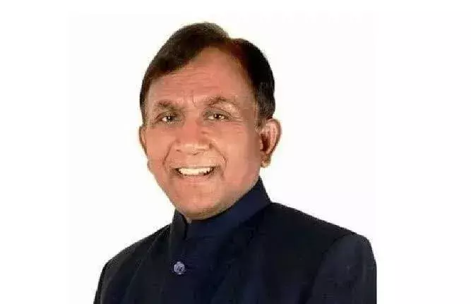 पूर्व नागपुर का फलक विवाद गहराया, दोनों पक्षों से गंभीर चेतावनी, विधानसभा अध्यक्ष तक पहुंची शिकायत पूर्व नागपुर का फलक विवाद गहराया, दोनों पक्षों से गंभीर चेतावनी, विधानसभा अध्यक्ष तक पहुंची शिकायत