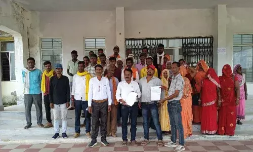 सड़क और बिजली के अभाव से ग्रामीणों को हो रही परेशानी, ग्राम सरसा फुंदवानी का मामला सड़क और बिजली के अभाव से ग्रामीणों को हो रही परेशानी, ग्राम सरसा फुंदवानी का मामला