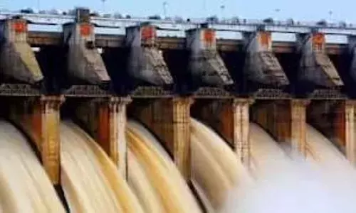 बरगी बांध का जलस्तर खतरे के निशान से ऊपर, 15 गेट खोले, निचले इलाकों में अलर्ट जारी, दुकानदारों को दुकानें खाली करने के निर्देश बरगी बांध का जलस्तर खतरे के निशान से ऊपर, 15 गेट खोले, निचले इलाकों में अलर्ट जारी, दुकानदारों को दुकानें खाली करने के निर्देश