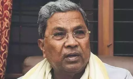बैलेट पेपर से चुनाव कराने की सिद्दारमैया कैबिनेट ने SEC से की मांग, केंद्रीय मंत्री रामदास अठावले ने कहा EVM कांग्रेस लेकर आई बैलेट पेपर से चुनाव कराने की सिद्दारमैया कैबिनेट ने SEC से की मांग, केंद्रीय मंत्री रामदास अठावले ने कहा EVM कांग्रेस लेकर आई