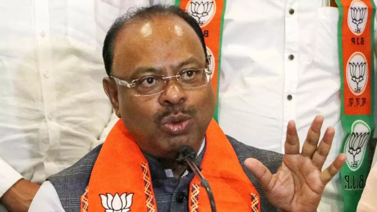 ओबीसी संगठनों को मत व्यक्त करने का अधिकार, लेकिन मांगे राजनीतिक न हो - बावनकुले ओबीसी संगठनों को मत व्यक्त करने का अधिकार, लेकिन मांगे राजनीतिक न हो - बावनकुले
