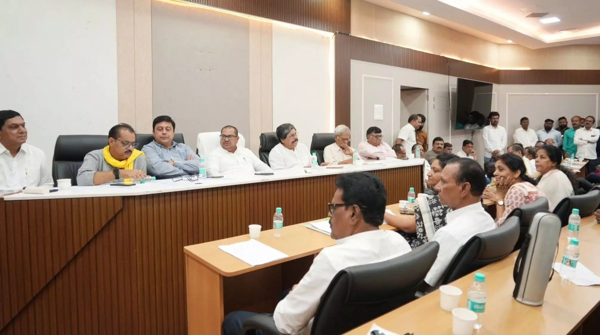 ओबीसी को लेकर कांग्रेस निकालेगी महामोर्चा, 25 लोगों की बनेगी समिति ओबीसी को लेकर कांग्रेस निकालेगी महामोर्चा, 25 लोगों की बनेगी समिति