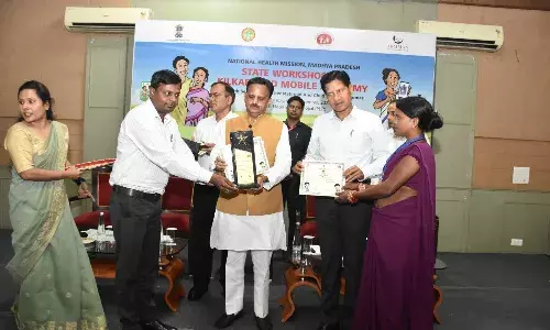 पन्ना जिले को आशा कार्यक्रम में प्रदेश में मिला छटवां स्थान, राज्य स्तरीय पुरूस्कार से किया गया सम्मानित पन्ना जिले को आशा कार्यक्रम में प्रदेश में मिला छटवां स्थान, राज्य स्तरीय पुरूस्कार से किया गया सम्मानित