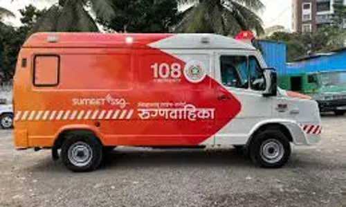 एक दशक में करोड़ से ज्यादा लोगों के लिए वरदान बनी 108 एम्बुलेंस सेवा एक दशक में करोड़ से ज्यादा लोगों के लिए वरदान बनी 108 एम्बुलेंस सेवा