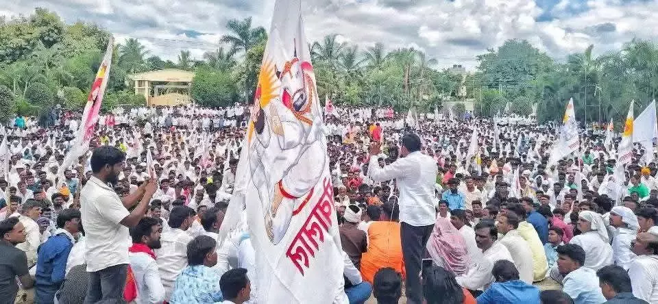 बंजारा समुदाय की बैठक, हैदराबाद गजेटियर के आधार पर एसटी आरक्षण की मांग बंजारा समुदाय की बैठक, हैदराबाद गजेटियर के आधार पर एसटी आरक्षण की मांग