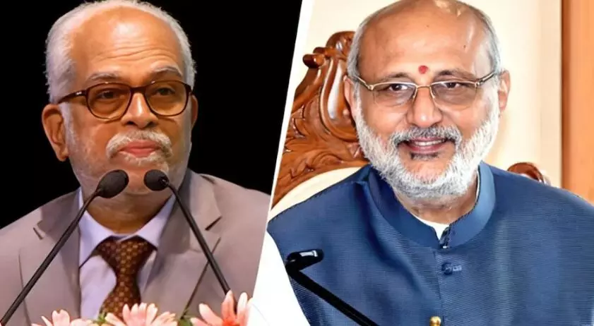 सीपी राधाकृष्णन या बी सुदर्शन…किसके सिर सजेगा ताज? जानें NDA और इंडिया गठबंधन के बीच कितने वोटों का रहेगा अंतर सीपी राधाकृष्णन या बी सुदर्शन…किसके सिर सजेगा ताज? जानें NDA और इंडिया गठबंधन के बीच कितने वोटों का रहेगा अंतर