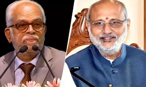 सीपी राधाकृष्णन या बी सुदर्शन…किसके सिर सजेगा ताज? जानें NDA और इंडिया गठबंधन के बीच कितने वोटों का रहेगा अंतर सीपी राधाकृष्णन या बी सुदर्शन…किसके सिर सजेगा ताज? जानें NDA और इंडिया गठबंधन के बीच कितने वोटों का रहेगा अंतर