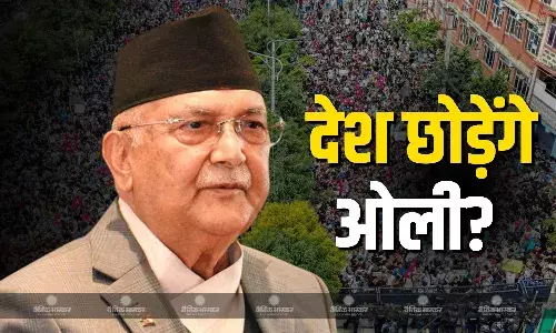 जेन-जी के ताबड़तोड़ प्रदर्शन के बाद पीएम ओली देश के बाहर जाने की फिराक में, मंत्रियों के इस्तीफे के बाद भाग सकते हैं दुबई
