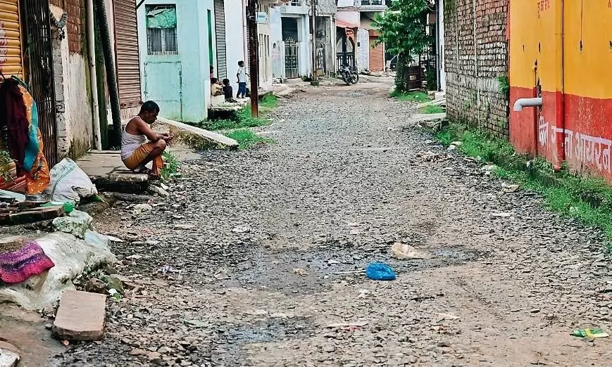 डेढ़ साल पहले स्वीकृत हुईं 8 सड़कें, अभी तक शुरू नहीं हो पाया काम, बस भरोसे मिले भरपूर डेढ़ साल पहले स्वीकृत हुईं 8 सड़कें, अभी तक शुरू नहीं हो पाया काम, बस भरोसे मिले भरपूर