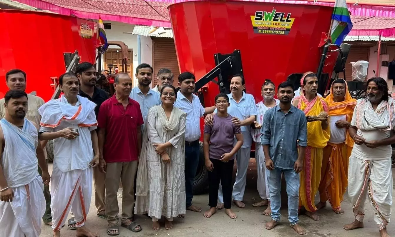 श्री विद्यासागर गौशाला को गौवंश का भोजन सानी बनाने वाली टीएमआर मशीन प्राप्त श्री विद्यासागर गौशाला को गौवंश का भोजन सानी बनाने वाली टीएमआर मशीन प्राप्त