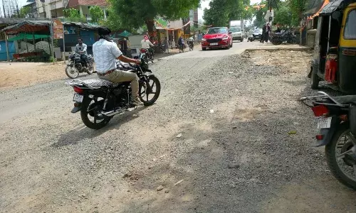 19 करोड़ में से केवल 22 लाख का हुआ भुगतान, इसलिए ठेकेदार ने रोक दिया काम