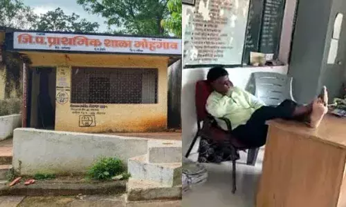 नशे में धुत होकर सोते रहे गुरुजी, विद्यार्थी करते रहे जागने का इंंतजार नशे में धुत होकर सोते रहे गुरुजी, विद्यार्थी करते रहे जागने का इंंतजार
