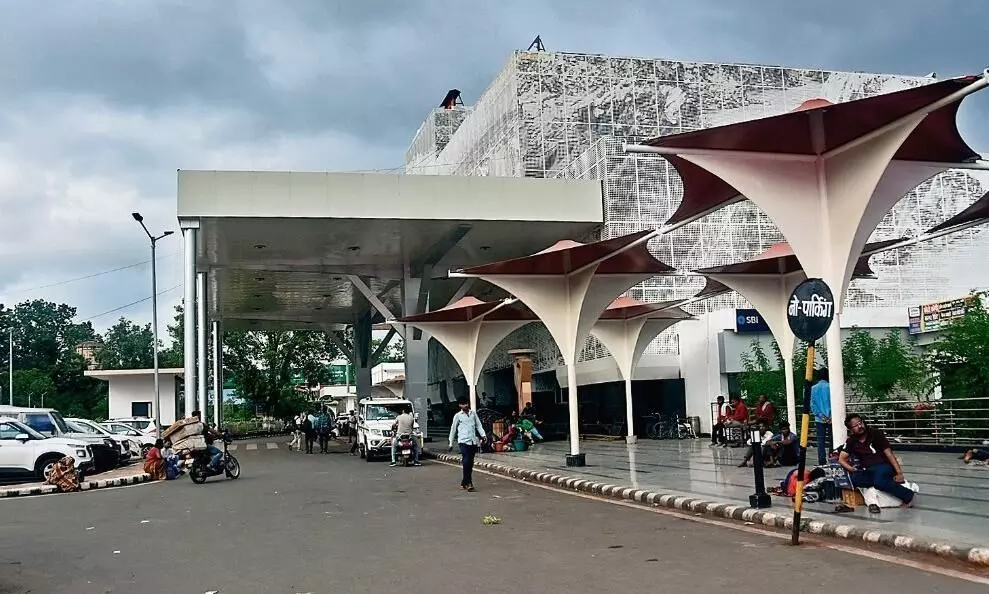 प्लेटफाॅर्म पर क्राउड कंट्रोल, एक्स्ट्रा टिकट काउंटर होंगे, पुख्ता सुरक्षा भी प्लेटफाॅर्म पर क्राउड कंट्रोल, एक्स्ट्रा टिकट काउंटर होंगे, पुख्ता सुरक्षा भी