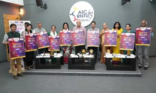 विश्व रंग फाउंडेशन, टैगोर अंतरराष्ट्रीय हिंदी केंद्र , हिंदी विभाग, रबीन्द्रनाथ टैगोर विश्वविद्यालय, भोपाल के संयुक्त तत्वावधान में हिंदी दिवस पखवाड़ा – 2025 का भव्य शुभारंभ किया गया। विश्व रंग फाउंडेशन, टैगोर अंतरराष्ट्रीय हिंदी केंद्र , हिंदी विभाग, रबीन्द्रनाथ टैगोर विश्वविद्यालय, भोपाल के संयुक्त तत्वावधान में हिंदी दिवस पखवाड़ा – 2025 का भव्य शुभारंभ किया गया।