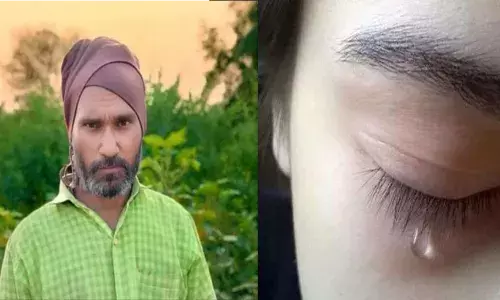 पिता ने आत्महत्या की, बेटी से कहा – अपना भविष्य तुम ही संभालो, बेटी की भावुक अपील - कोई और ऐसा न करे पिता ने आत्महत्या की, बेटी से कहा – अपना भविष्य तुम ही संभालो, बेटी की भावुक अपील - कोई और ऐसा न करे