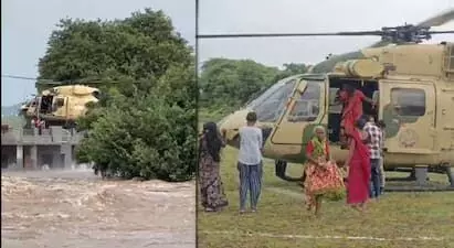 आष्टी तहसील में बादल फटने जैसी बारीश ने मचाई तबाही, जनजीवन अस्त-व्यस्त 30 गांवों का संपर्क टूटा आष्टी तहसील में बादल फटने जैसी बारीश ने मचाई तबाही, जनजीवन अस्त-व्यस्त 30 गांवों का संपर्क टूटा