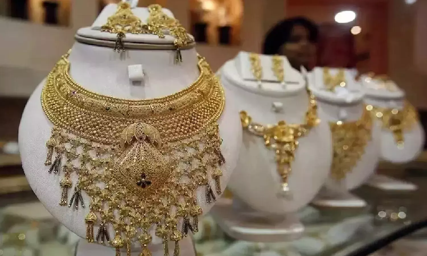 सोना- चांदी की कीमतें कितनी बदली, जानिए आपके शहर के लेटेस्ट रेट सोना- चांदी की कीमतें कितनी बदली, जानिए आपके शहर के लेटेस्ट रेट