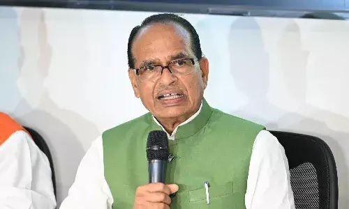 दलहन और तिलहन का उत्पादन बढ़ाने के लिए रोड मैप बनाकर होगा काम : शिवराज दलहन और तिलहन का उत्पादन बढ़ाने के लिए रोड मैप बनाकर होगा काम : शिवराज
