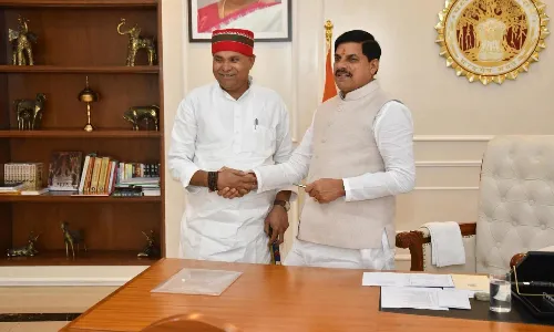 पवई विधायक ने मुख्यमंत्री से की मुलाकात, क्षेत्र के विकास के लिए रखी मांगे