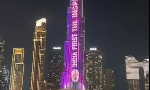 दुनिया की सबसे ऊंची इमारत बुर्ज खलीफा पर पीएम मोदी के जन्मदिन पर लगी फोटो, ऐसे किया बर्थडे विश दुनिया की सबसे ऊंची इमारत बुर्ज खलीफा पर पीएम मोदी के जन्मदिन पर लगी फोटो, ऐसे किया बर्थडे विश