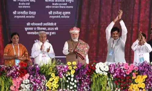 गरीब के चेहरे पर मुस्कान लाना ही मेरी पूजा, मेरा प्रण - प्रधानमंत्री मोदी गरीब के चेहरे पर मुस्कान लाना ही मेरी पूजा, मेरा प्रण - प्रधानमंत्री मोदी