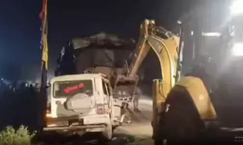 सीएम मोहन यादव के प्रस्तावित कार्यक्रम स्थल पर हुआ दर्दनाक हादसा, तीन लोगों ने गवाई जान, तीन बताए जा रहे गंभीर सीएम मोहन यादव के प्रस्तावित कार्यक्रम स्थल पर हुआ दर्दनाक हादसा, तीन लोगों ने गवाई जान, तीन बताए जा रहे गंभीर