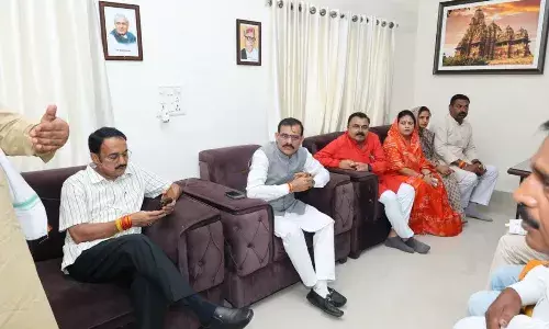 सांसद खेल महोत्सव 2025 के आयोजन को लेकर हुई बैठक, सांसद विष्णुदत्त शर्मा ने ली अधिकारियों की बैठक सांसद खेल महोत्सव 2025 के आयोजन को लेकर हुई बैठक, सांसद विष्णुदत्त शर्मा ने ली अधिकारियों की बैठक