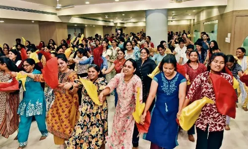 पार्टिसिपेंट्स आज से सीखेंगे फ्री स्टाइल गरबा पार्टिसिपेंट्स आज से सीखेंगे फ्री स्टाइल गरबा