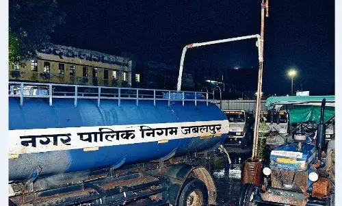 रमनगरा के बाद ललपुर जलशोधन संयंत्र से भी नहीं मिला पानी, शहर में छाया जलसंकट रमनगरा के बाद ललपुर जलशोधन संयंत्र से भी नहीं मिला पानी, शहर में छाया जलसंकट