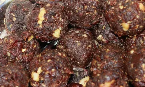 आदिवासी आय और ग्रामीणों के पोषण में सुधार करेगा महुआ लड्डु, जेके सीमेंण्ट का सराहनीय प्रयास