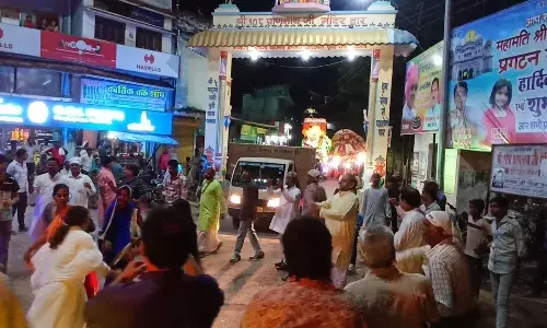 श्री प्राणनाथ जी प्रगटन दिवस की पूर्व संध्या पर निकाली भव्य शोभायात्रा