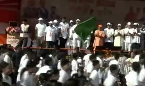 नशामुक्त और स्वस्थ भारत को बढ़ावा देने के मकसद से भारत के 75 प्रमुख शहरों में आज नमो रन