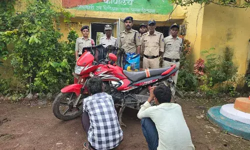 350 पाव अवैध शराब और मोटर साइकिल जप्त कर दो आरोपियों को आबकारी ने जेल भेजा