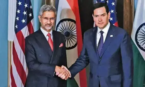 एस जयशंकर ने अमेरिकी विदेश मंत्री रुबियो से की मुलाकात, दोनों नेताओं के बीच टैरिफ, एच-1 वीजा फीस समेत कई मुद्दों पर हुई चर्चा