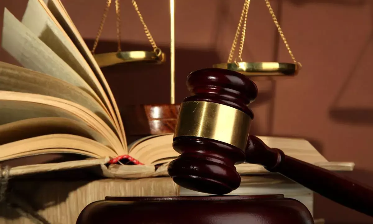 ड्यूटी के दौरान जान गंवाने वाले फूड इंस्पेक्टर के परिवार को 24 साल बाद मिला न्याय