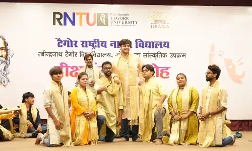 आरएनटीयू के टैगोर राष्ट्रीय नाट्य विद्यालय का दीक्षारंभ समारोह संपन्न आरएनटीयू के टैगोर राष्ट्रीय नाट्य विद्यालय का दीक्षारंभ समारोह संपन्न