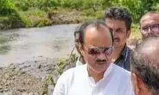 डीसीएम पवार ने कहा - किसानों के साथ खड़ी है महायुती सरकार, किसानों ने ली राहत की सांस डीसीएम पवार ने कहा - किसानों के साथ खड़ी है महायुती सरकार, किसानों ने ली राहत की सांस