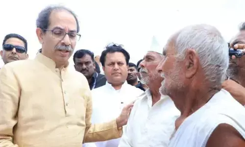 उद्धव ठाकरे की किसानों से अपील, हताश होकर कोई गलत कदम न उठाएं, प्रति हेक्टेयर 50 हजार मदद मिले